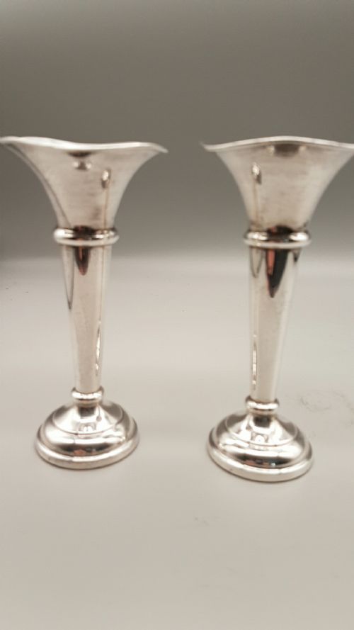 delightful pair of vintage sterling silver trumpet bud vases by j gloster ltd birmingham 1970 - CATEGORY: ANTIQUE SILVER - DATED LATER THAN 1960
