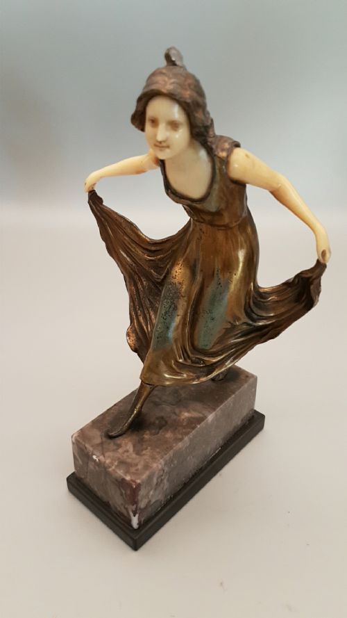 NICE ORIGINAL ART DECO BRONZE AND IVORY FIGURE OF A LADY ON MARBLE AND BRONZE BASE - ADDITIONAL PHOTO 1