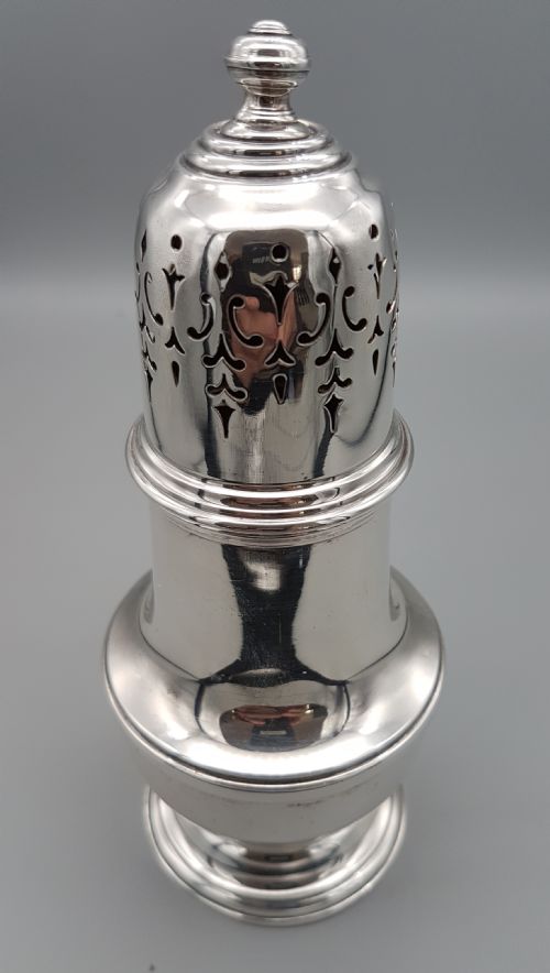 vintage sterling silver sugar shaker hallmarked birmingham 1932 - CATEGORY: ANTIQUE SILVER - DATED 1930