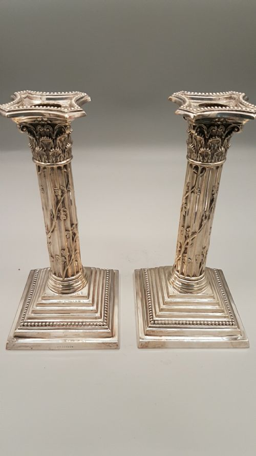 superb pair of late 19th century sheffield plate candlesticks by thomas bradbury sons - CATEGORY: ANTIQUE SILVER - DATED 19TH CENTURY