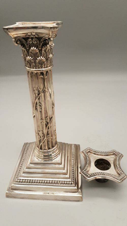 SUPERB PAIR OF LATE 19TH CENTURY SHEFFIELD PLATE CANDLESTICKS BY THOMAS BRADBURY SONS - ADDITIONAL PHOTO 5
