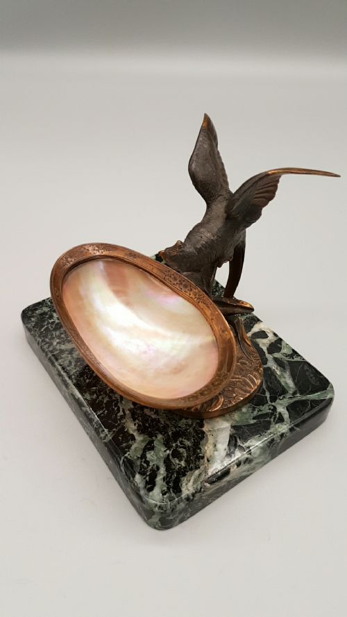 UNUSUAL VICTORIAN BRONZE BIRD OF PREY WITH MOTHER OF PEARL TRINKET DISH - ADDITIONAL PHOTO 1