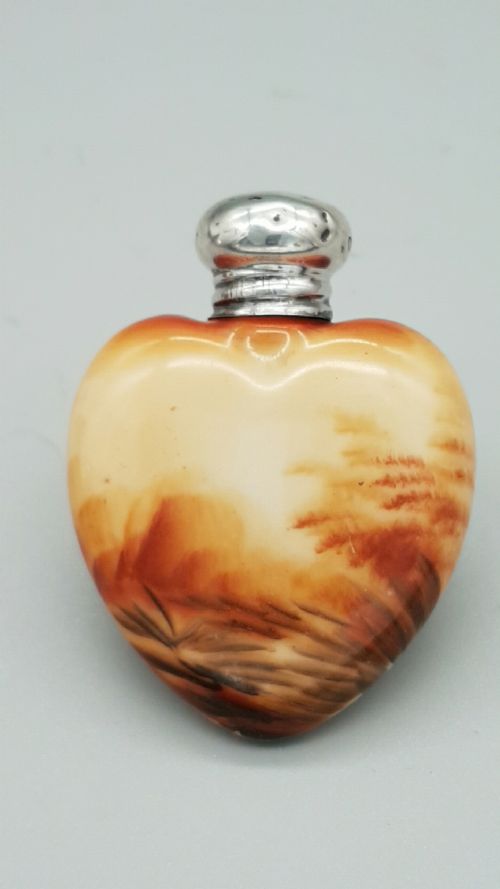 HANDPAINTED ENAMEL PERFUME BOTTLE SILVER TOP HALLMARKED BIRMINGHAM 1903 - ADDITIONAL PHOTO 1