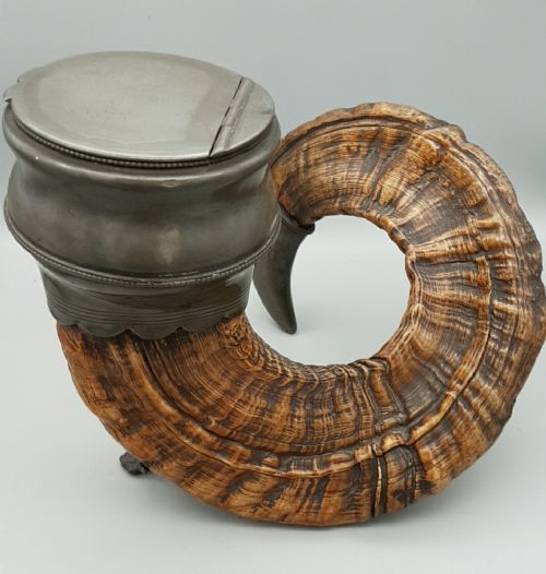 large victorian scottish rams horn table top snuff mull with pewter mount - CATEGORY: ANTIQUE BOXES - DATED 19TH CENTURY