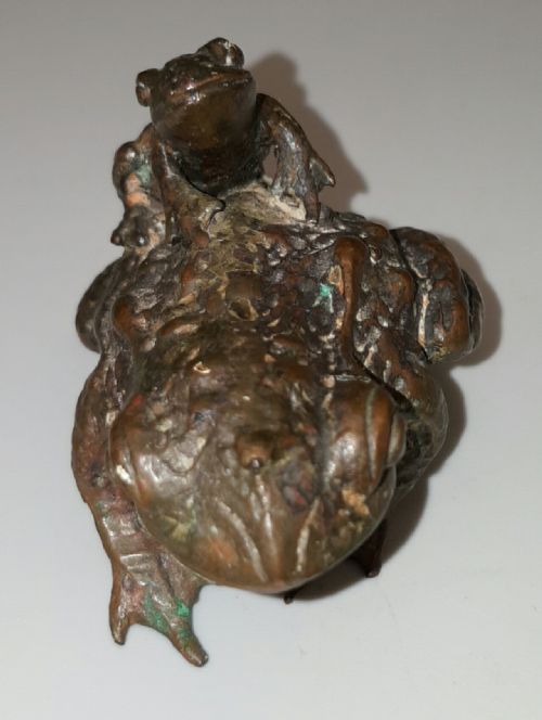 NICE JAPANESE MEIJI 19THC BRONZE TOAD FIGURINE - ADDITIONAL PHOTO 3