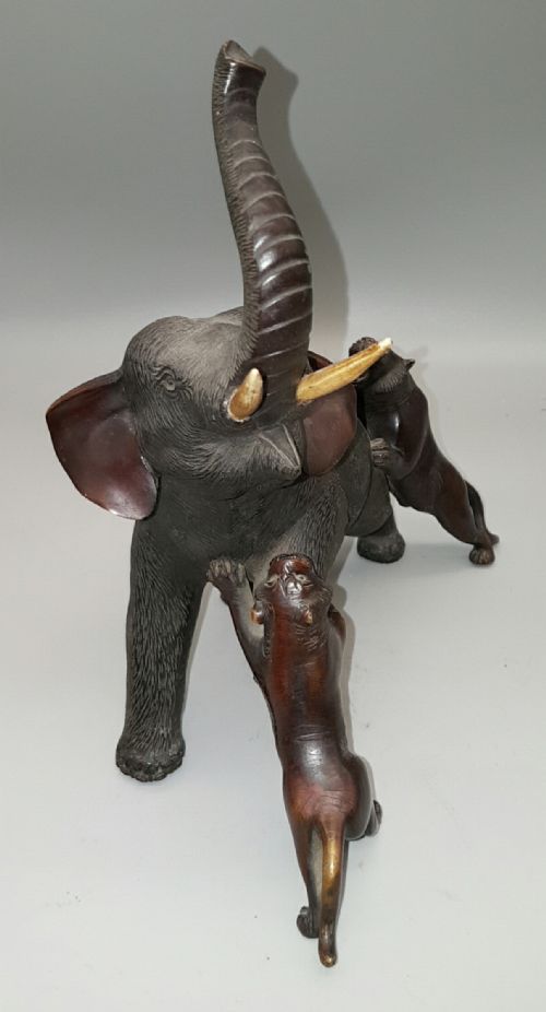 SUPERB JAPANESE MEIJI 19THC BRONZE OF ELEPHANT AND TIGERS - ADDITIONAL PHOTO 2