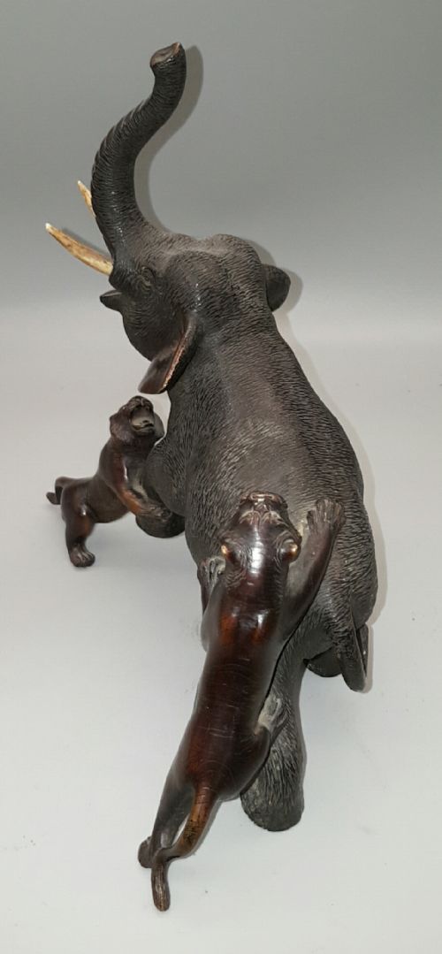 SUPERB JAPANESE MEIJI 19THC BRONZE OF ELEPHANT AND TIGERS - ADDITIONAL PHOTO 4