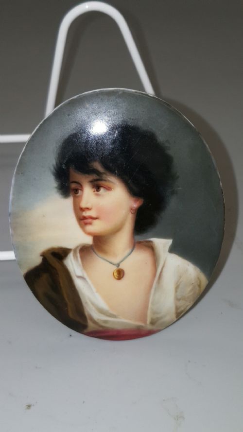 beautiful 19thc handpainted porcelain plaque featuring a freshfaced country girl - CATEGORY: ANTIQUE CERAMICS - DATED 19TH CENTURY