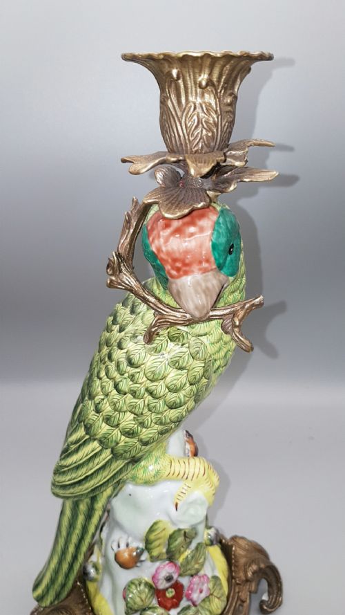 BEAUTIFUL PAIR OF 19THC HANDPAINTED PORCELAIN PARROT CANDLESTICKS - ADDITIONAL PHOTO 2