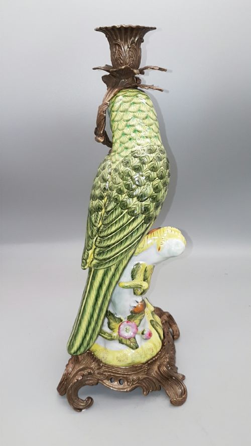 BEAUTIFUL PAIR OF 19THC HANDPAINTED PORCELAIN PARROT CANDLESTICKS - ADDITIONAL PHOTO 5