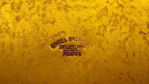RARE FRENCH CIRCULAR ORMOLU POWDER BOX WITH ENAMEL PORTRAIT OF MADAME DE POMPADOUR - ADDITIONAL PHOTO 8