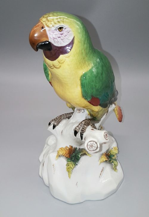 LUDWIGSBURG LATE 19THC HANDPAINTED PORCELAIN PARROT - ADDITIONAL PHOTO 2