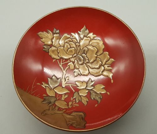 THREE EXQUISITE JAPANESE MEIJI LACQUER SAKE CUPS - ADDITIONAL PHOTO 4