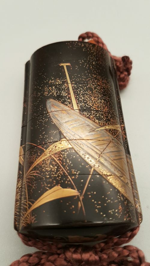 beautiful japanese meiji 19thc 5case inro depicting a traditional reed canoe ashibune - CATEGORY: ANTIQUE MISCELLANEOUS - DATED 19TH CENTURY