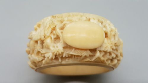 OUTSTANDING PAIR OF 19THC CHINESE IVORY CARVED NAPKIN RINGS - ADDITIONAL PHOTO 4