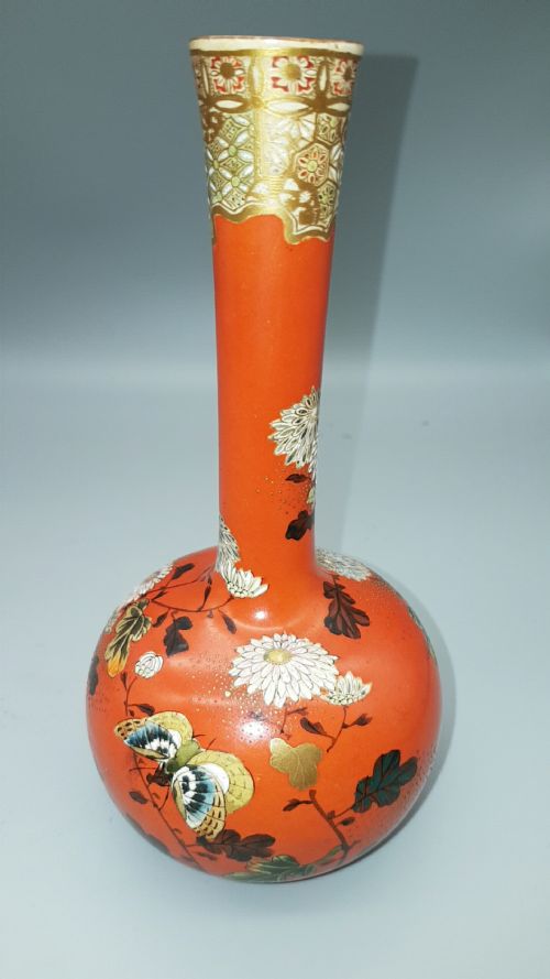 exquisite japanese meiji satsuma porcelain vase by kusube sennosuke - CATEGORY: ANTIQUE VASES - DATED 19TH CENTURY