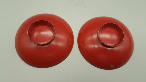 PAIR OF JAPANESE VINTAGE LACQUER SAKE CUPS DEPICTING MOUNT FUJI - ADDITIONAL PHOTO 1