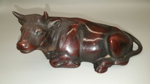 lovely japanese meiji bronze of a reclining cow - CATEGORY: ANTIQUE METAL - DATED 19TH CENTURY