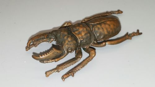 superb japanese meiji miniature bronze of a stag beetle - CATEGORY: ANTIQUE METAL - DATED 19TH CENTURY