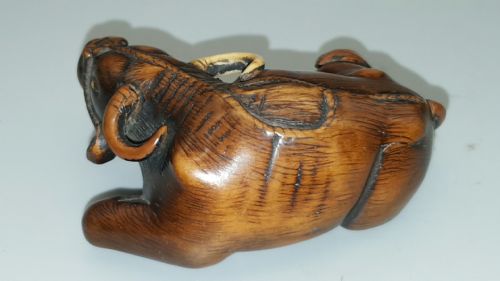 STRIKING JAPANESE EDO 18THC BOXWOOD OX NETSUKE BY NAGAMACHI ZHOUSHAN - ADDITIONAL PHOTO 1