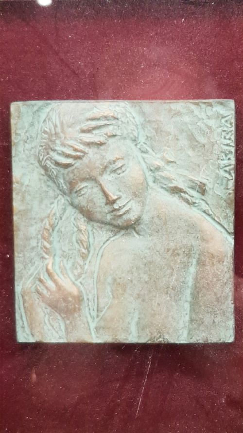 JAPANESE VINTAGE BRONZE RELIEF FRAMED PLAQUE OF NUDE WOMAN BY AKIRA TANAKA - ADDITIONAL PHOTO 1