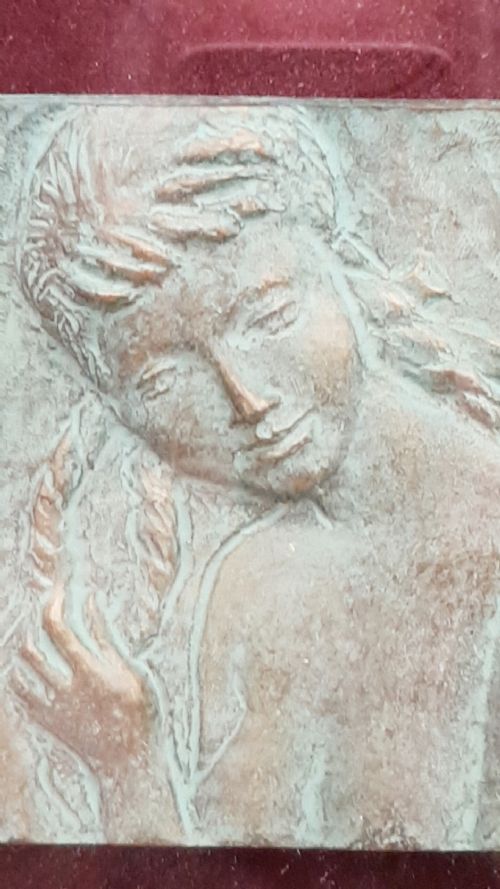 JAPANESE VINTAGE BRONZE RELIEF FRAMED PLAQUE OF NUDE WOMAN BY AKIRA TANAKA - ADDITIONAL PHOTO 2