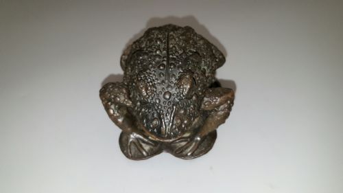 STRIKING JAPANESE MEIJI BRONZE TOAD BOX - ADDITIONAL PHOTO 2