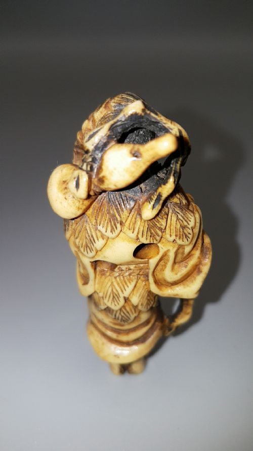 JAPANESE MEIJI 19THC STAG ANTLER NETSUKE OF CHOKWARO SENNIN WITH STAFF AND GOURD - ADDITIONAL PHOTO 3