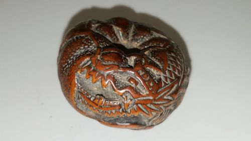 JAPANESE MEIJI BOXWOOD NETSUKE OF TANGERINE DRAGON - ADDITIONAL PHOTO 4