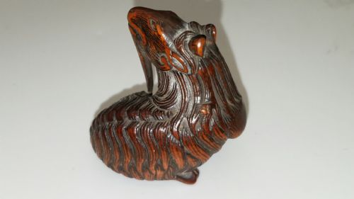 JAPANESE EDO EARLY 19THC BOXWOOD NETSUKE OF A GOAT SIGNED KOKEI - ADDITIONAL PHOTO 1