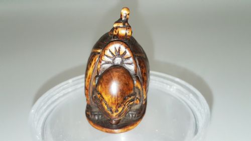 CHARMING JAPANESE EDO 18THC BOXWOOD NETSUKE OF CAPARISONED ELEPHANT - ADDITIONAL PHOTO 2