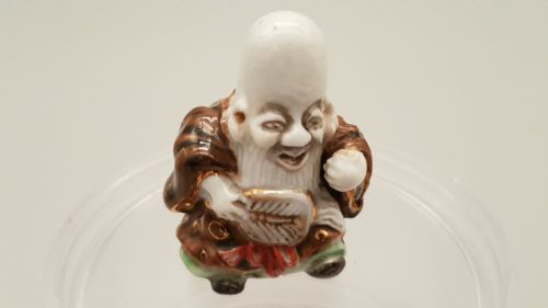 japanese meiji porcelain kutani netsuke of fukurokuji - CATEGORY: ANTIQUE SCULPTURES - DATED 19TH CENTURY