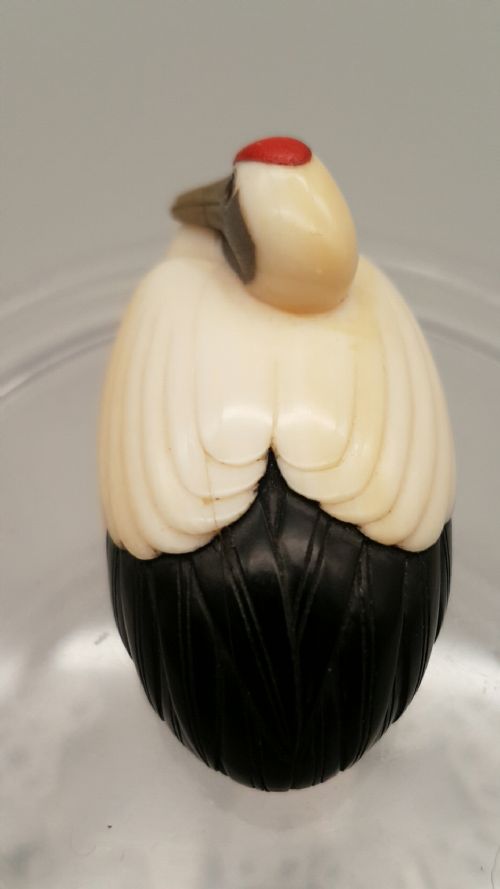 BEAUTIFUL JAPANESE MEIJI 19THC IVORY LACQUERED NETSUKE OF REDCROWNED CRANE SIGNED SHINGETSU - ADDITIONAL PHOTO 3