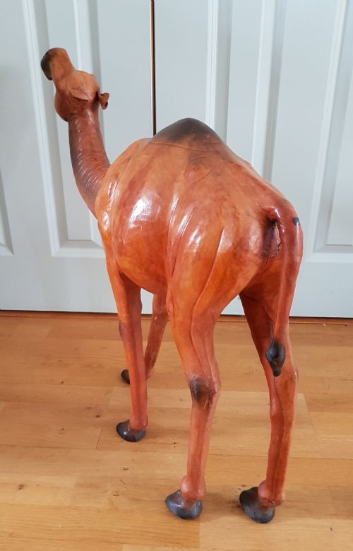 BEAUTIFUL ANTIQUE LARGE LEATHER DROMEDARY ONEHUMPED CAMEL - ADDITIONAL PHOTO 3