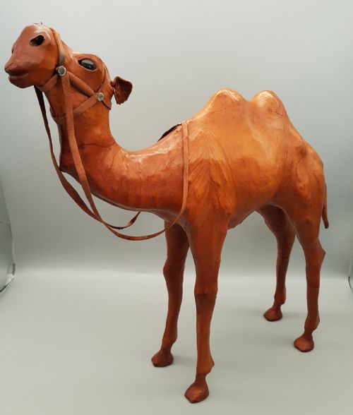 SMALL VINTAGE BACTRIAN TWOHUMPED LEATHER CAMEL WITH GLASS EYES - ADDITIONAL PHOTO 6