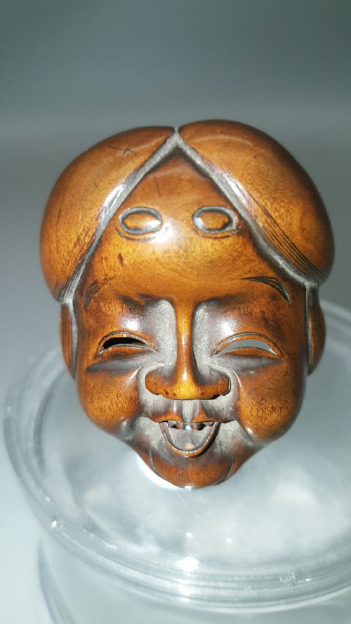 excellent japanese boxwood mask netsuke of okame signed shuzan - CATEGORY: ANTIQUE SCULPTURES - DATED 19TH CENTURY
