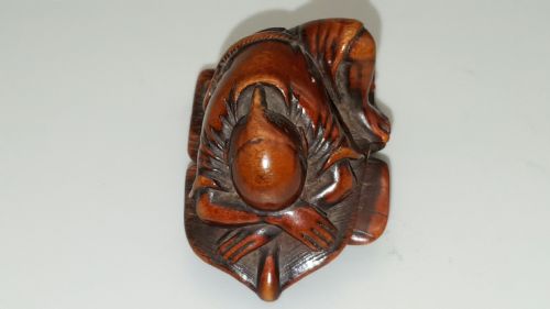 UNUSUAL JAPANESE EDO EARLY 19THC BOXWOOD NETSUKE OF A SLEEPING FARMER - ADDITIONAL PHOTO 3
