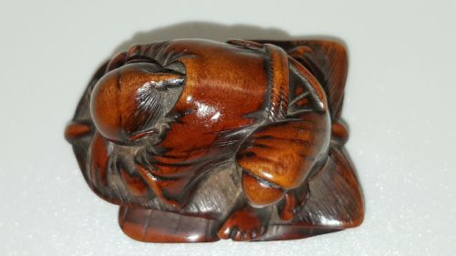 UNUSUAL JAPANESE EDO EARLY 19THC BOXWOOD NETSUKE OF A SLEEPING FARMER - ADDITIONAL PHOTO 5