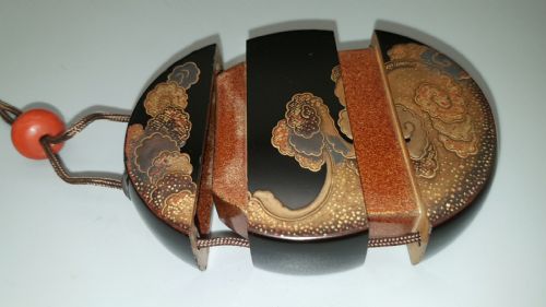 UNUSUAL JAPANESE MEIJI 19THC LACQUER CIRCULAR TWOCASE DRAGON INRO - ADDITIONAL PHOTO 2