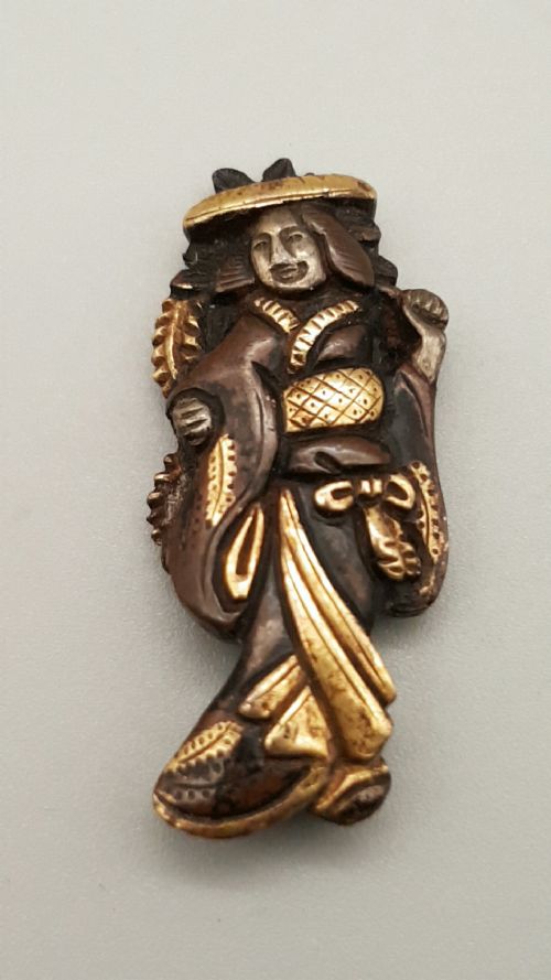 EXCELLENT PAIR OF JAPANESE EDO 18THC BRONZE MENUKI OF LADIES IN KIMONOS - ADDITIONAL PHOTO 4
