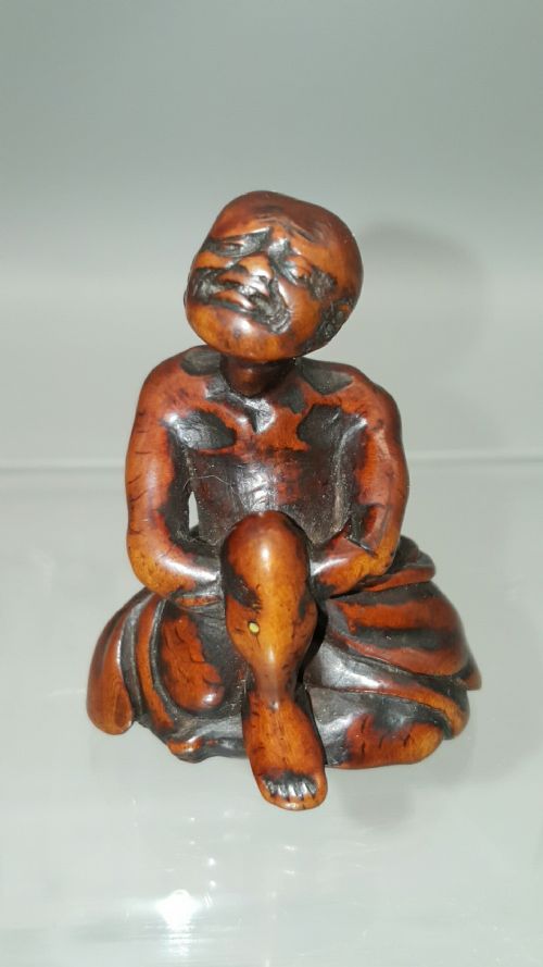 rare edo japanese boxwood netsuke of a moxibustion practitioner - CATEGORY: ANTIQUE MISCELLANEOUS - DATED 19TH CENTURY
