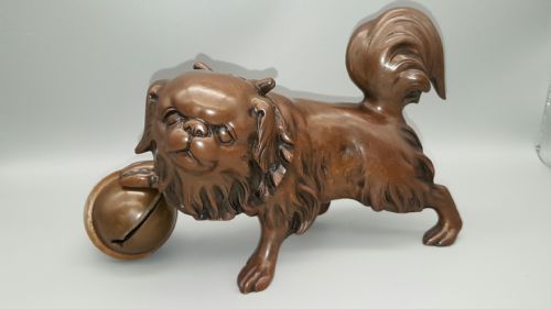 superb japanese meiji early 20thc bronze of a japanese chin dog playing with a ball - CATEGORY: ANTIQUE METAL - DATED 19TH CENTURY