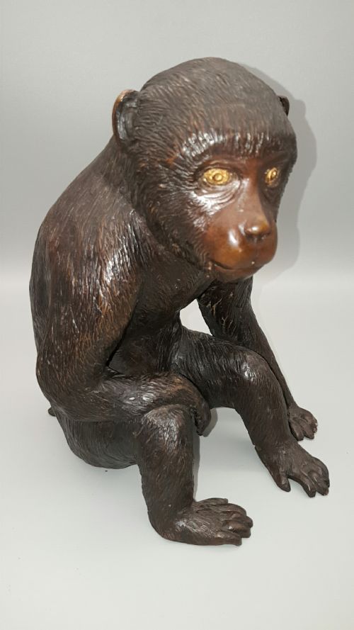 SUPERB JAPANESE MEIJI HEAVY BRONZE OF A SEATED MONKEY - ADDITIONAL PHOTO 1