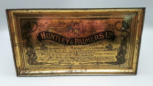 ATTRACTIVE HUNTLEY PALMERS C 1900 BISCUIT TIN IN THE FORM OF A TEA CADDY WITH EMBOSSED MEDIEVAL DESIGNS - ADDITIONAL PHOTO 7