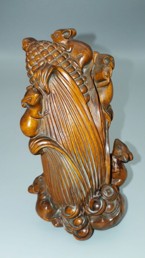 OUTSTANDING JAPANESE MEIJI BOXWOOD OKIMONO TREEN CARVING OF RATS ON A CORNCOB - ADDITIONAL PHOTO 4