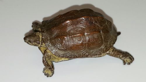 excellent meiji japanese miniature bronze of a turtle with retractable headtail - CATEGORY: ANTIQUE METAL - DATED 19TH CENTURY