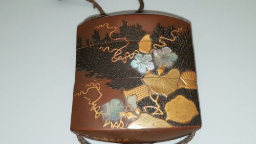 SUPERB JAPANESE EDO 18THC GOLD AND BROWN LACQUER TWOCASE INRO BY MITZUTANI SHUTOHO - ADDITIONAL PHOTO 1