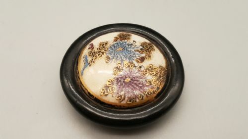 rare japanese meiji porcelain satsuma netsuke - CATEGORY: ANTIQUE CERAMICS - DATED 19TH CENTURY