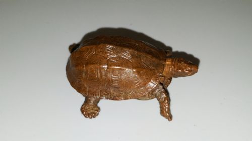 EXCELLENT MEIJI JAPANESE MINIATURE BRONZE OF A TURTLE WITH RETRACTABLE HEADTAIL - ADDITIONAL PHOTO 1