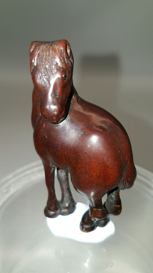 JAPANESE MEIJI 19THC BOXWOOD NETSUKE OF A HORSE SIGNED MICHIKAWA - ADDITIONAL PHOTO 1